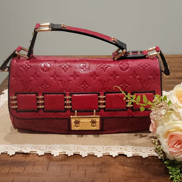 ๐SOLD๐ ๐ฆ ULTRA RARE ๐ฆ LV Maidia Rubel Red bag - Picture 1 of 16